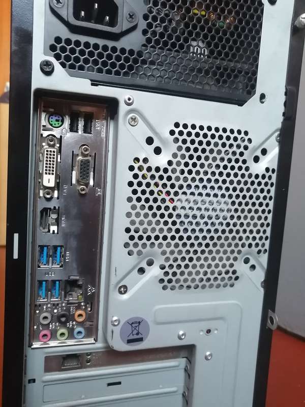 Entry Gaming PC Core i5 4590 4th gen @3.20gHz  8GB DDR3 RAM Hdmi/vga 1TB hdd Intel HD 4600 Graphics