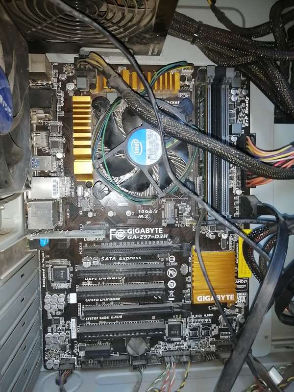 Entry Gaming PC Core i5 4590 4th gen @3.20gHz  8GB DDR3 RAM Hdmi/vga 1TB hdd Intel HD 4600 Graphics
