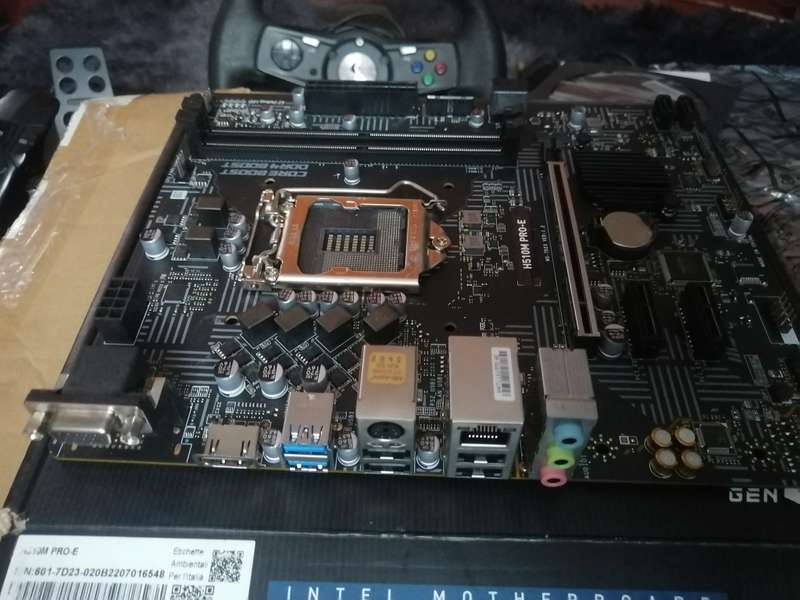 MSI 11th & 10th Gen LGA1200 H510M PRO-E  Micro-ATX Desktop Motherboard (NO CPU, Never used)