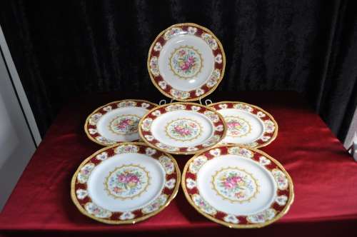 Royal Albert "Lady Hamilton" 6 x Dinner Plates   ----   Collections or Courier Please!!!