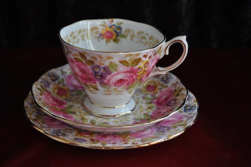 Royal Albert "Serena" Trio.