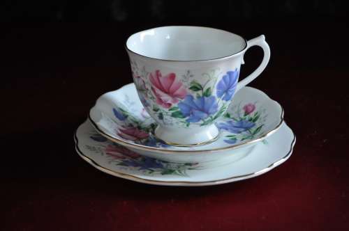 Royal Albert Friendship Series "Sweet Pea" Tea Trio
