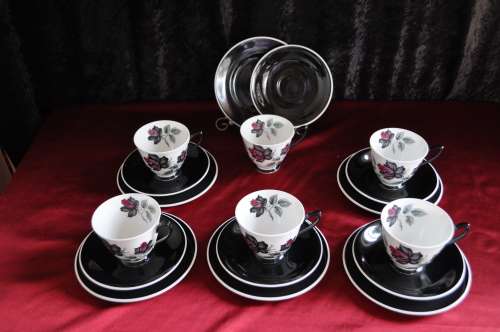 Royal Albert "Masquerade" 21 Piece Tea Set.   ---   Collections or Courier Please!!!