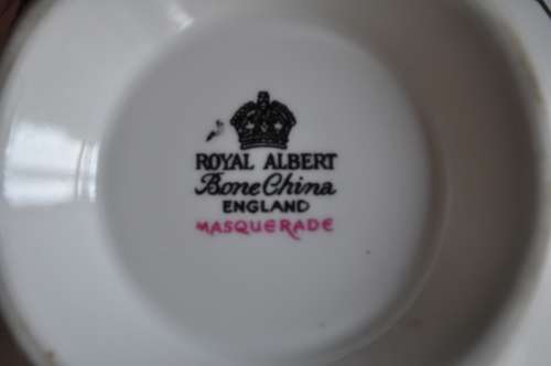 Royal Albert "Masquerade" 21 Piece Tea Set.   ---   Collections or Courier Please!!!