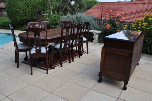 Imbuia Ball & Claw Dining Room Suite - Table, 8 Chairs & Sideboard -- Collections Only!