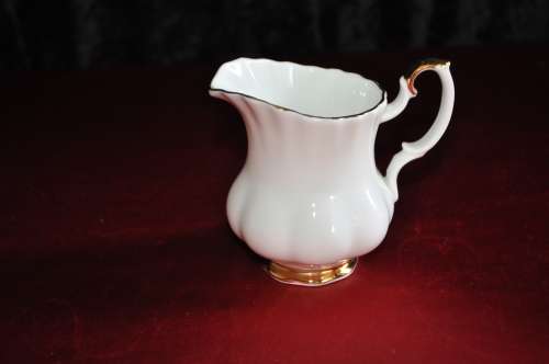 Royal Albert "Val D'or" Coffee Creamer.