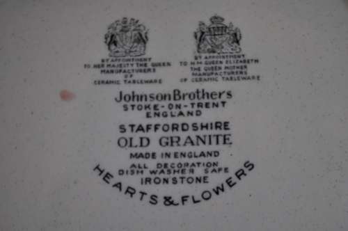 Johnson Bros "Hearts & Flowers" 8 x Dinner Plates.  --  Collections or Courier Please!!
