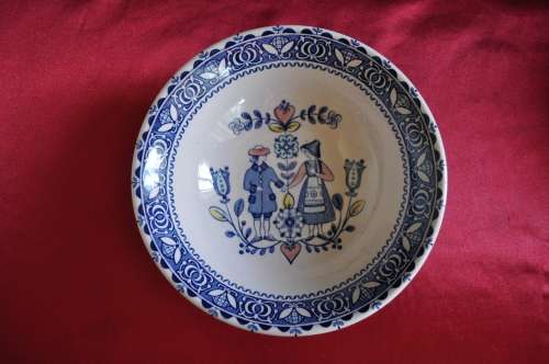 Johnson Bros "Hearts & Flowers"  3 x Cereal Bowls