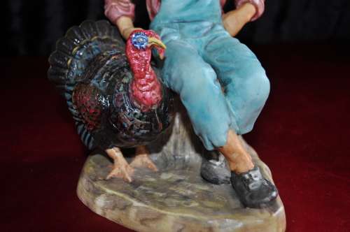 Royal Doulton `Thanksgiving` HN 2446 Figurine Matt Finish
