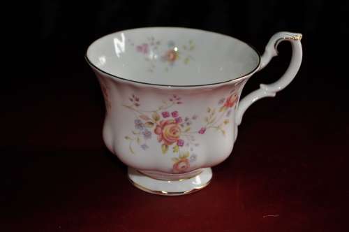 Royal Albert "Peach Rose" Trio
