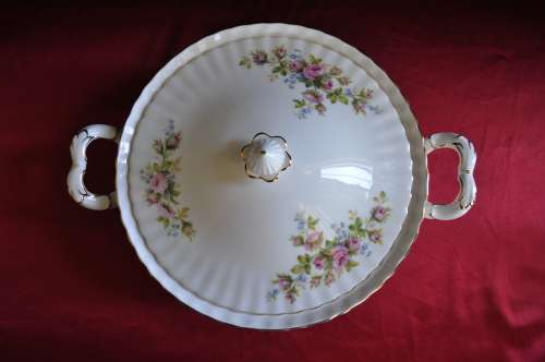 Royal Albert "Moss Rose" Lidded Tureen  --  Collections or Courier please!
