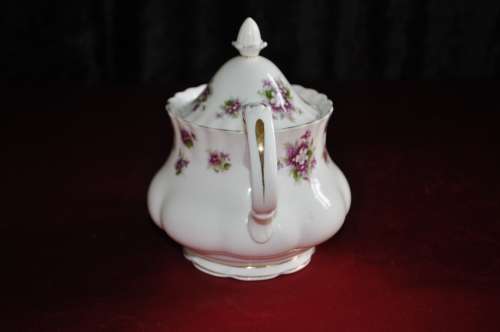 Royal Albert "Sweet Violets" Teapot For Two  --  Collections or Courier Please!!