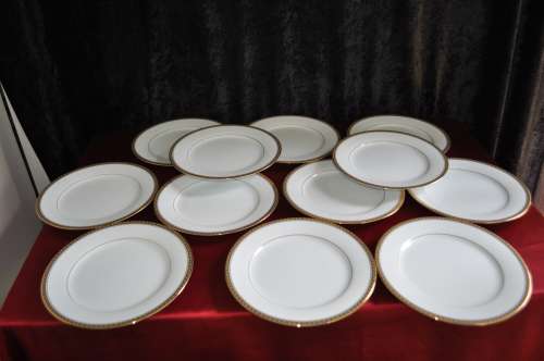 Noritake "Richmond" 66 Piece Dinner Set  --  Courier or Collection Please!!