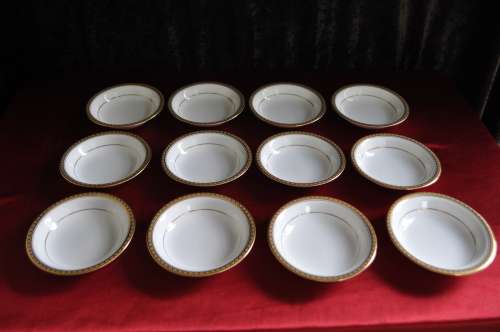 Noritake "Richmond" 66 Piece Dinner Set  --  Courier or Collection Please!!