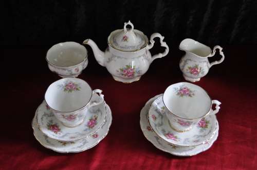 Royal Albert "Tranquillity" Tea For Two   ----   Collections or Courier Please!
