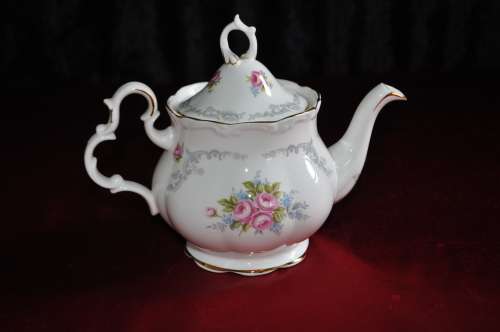 Royal Albert "Tranquillity" Tea For Two   ----   Collections or Courier Please!