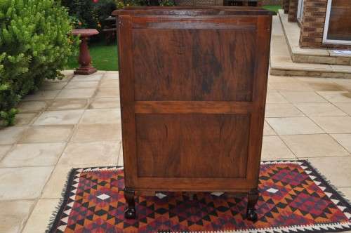 Imbuia Ball & Claw 3 Drawer - 2 Door Chest Of Drawers   ---   Collections Only!!!