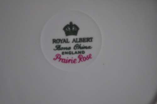 Royal Albert "Prairie Rose" Trio