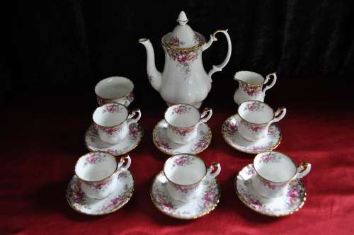 Royal Albert "Autumn Rose" 15 Piece Coffee Set