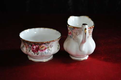 Royal Albert "Autumn Rose" 15 Piece Coffee Set