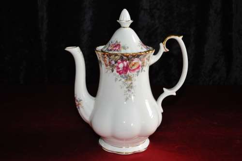 Royal Albert "Autumn Rose" 15 Piece Coffee Set