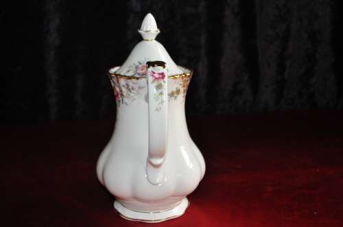Royal Albert "Autumn Rose" 15 Piece Coffee Set