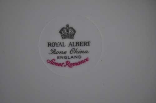 Royal Albert "Sweet Romance" Trio