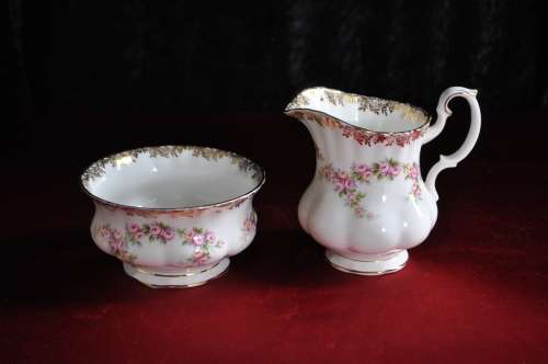 Royal Albert "Dimity Rose" 40 Piece Tea Set --  Collections or Courier Please!!