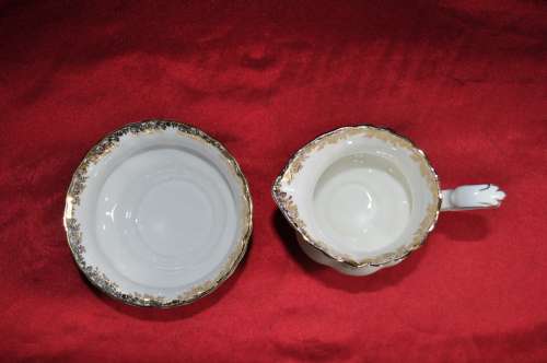 Royal Albert "Dimity Rose" 40 Piece Tea Set --  Collections or Courier Please!!
