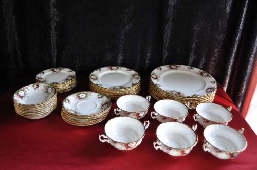 Royal Albert "Celebration" Part Dinner Set (44 Piece)  --  Collections or Courier Please!!