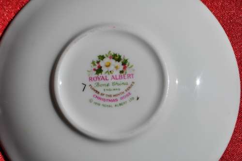 Royal Albert Miniature Flower Of The Month December "Christmas Rose" Duo