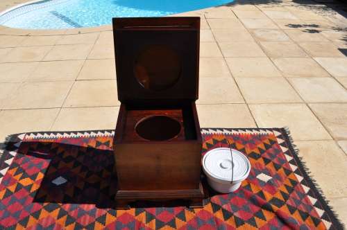 Commode With Porcelain Bucket    -----    Collections Only!!