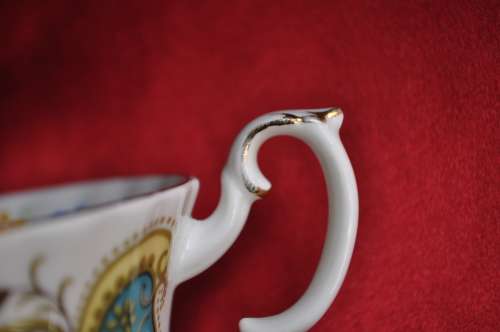 Royal Albert "Berkeley" Trio