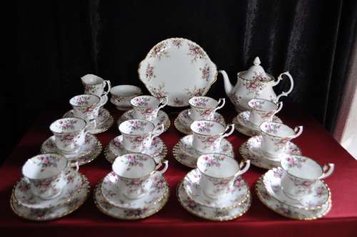 Royal Albert "Cottage Garden" 40 Piece Tea Set, Cake Lifter And Sugar Spoon.