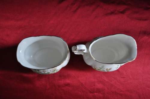 Royal Albert "Haworth" 21 Piece Tea Set.    ----   Collection or Courier Please!!