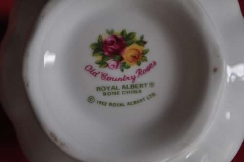 Royal Albert "Old Country Roses" Milk Jug & Sugar Bowl