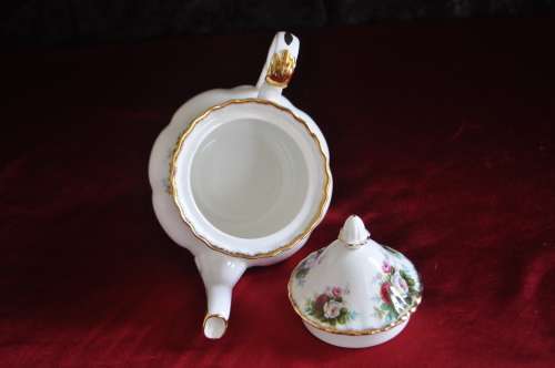 Royal Albert "Celebration" Tea For Two.      Collections or Courier Please!