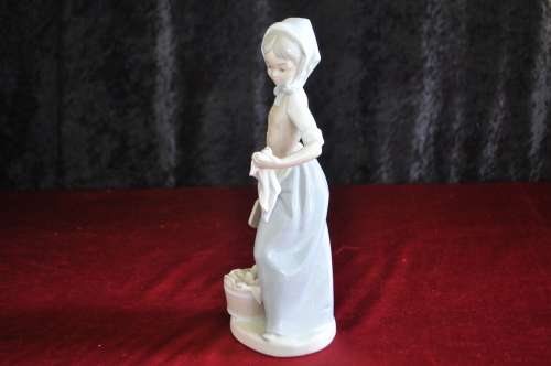 NAO Figurine
