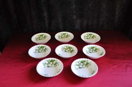 Royal Albert "Trillium" 56 Piece Dinner Set.   Collection or Courier Please.
