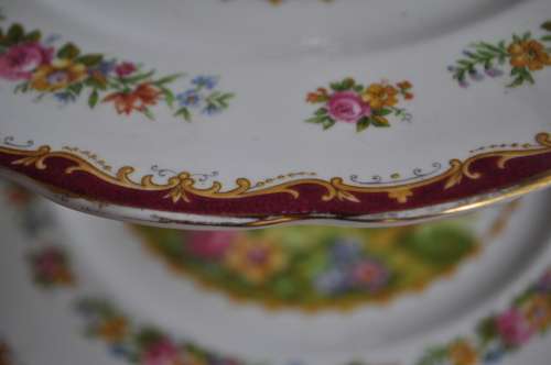 Royal Albert "Chelsea Bird" 3 Tier Cake Stand.