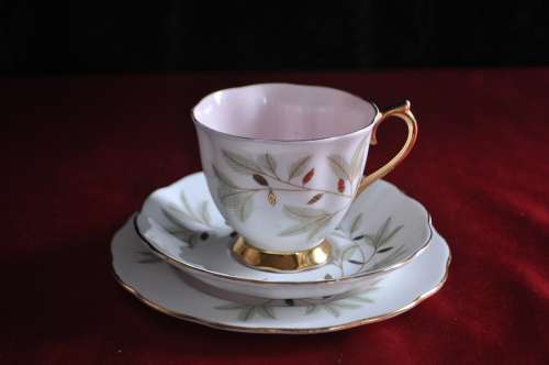 Royal Albert "Braemar" Trio.