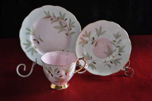 Royal Albert "Braemar" Trio