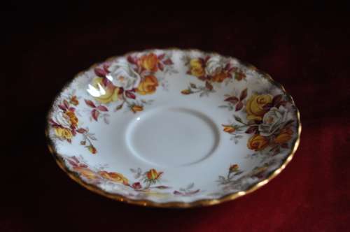 Royal Albert "Lenora" Trio