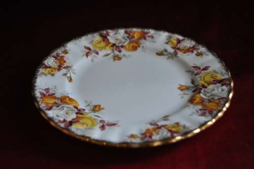 Royal Albert "Lenora" Trio
