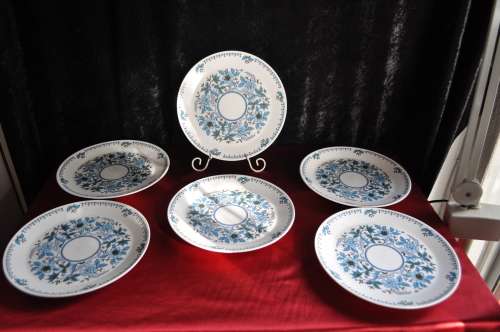 Noritake "Blue Moon" 38 Piece Dinner Set