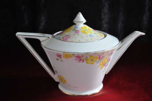 Royal Standard Tea Pot