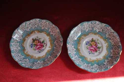 Royal Albert "Enchantment" 21 Piece Tea Set ---  Collections or Courier Please!!