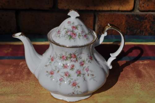 Paragon "Victoriana Rose" Tea Pot, Cake Plate, Milk & Sugar.
