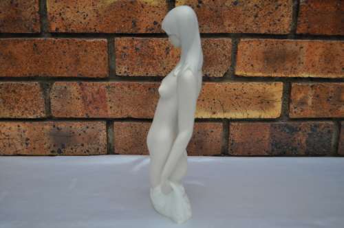 Lladro Nude Matt Finish Statue