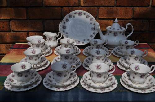 Royal Albert "Sweet Violet" 40 Piece Tea Set.   Collection or Courier Please!!